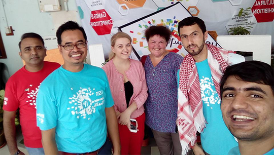 В Малайзии УрФУ представляли специалист по проектному управлению отдела международных научных проектов Анна Ойхер (в центре слева) и дире