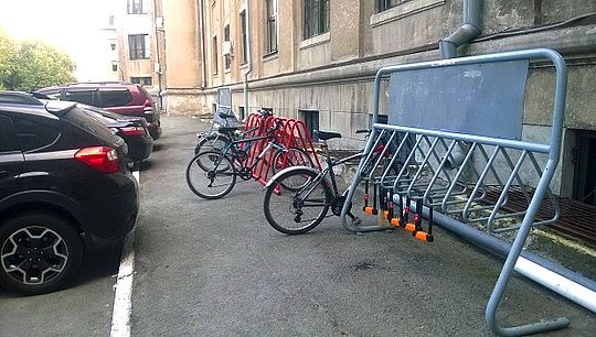 Пользование велопарковками бесплатное. Фото: Союз студентов УрФУ