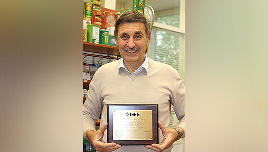 Владимир Шур получил признание Института инженеров электротехники и электроники (IEEE)
