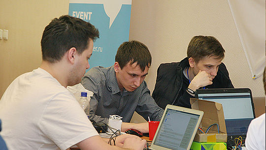 Students of technical majors of Ural Federal University, Tomsk Polytechnic University and Kazan State University of Architecture and Engineering took part in hackathon. Photo Alexandra Khlopotova