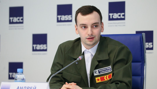 В пресс-конференции принял участие командир штаба студотрядов УрФУ Андрей Смирнягин