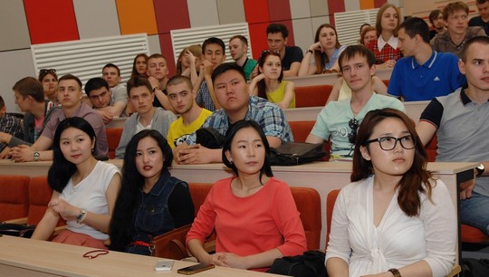 UrFU Russian language courses include 144 hours of free online lessons