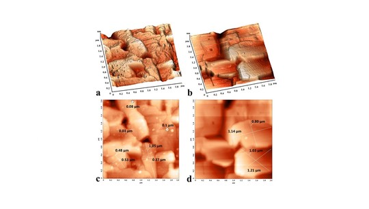 Поверхность эпитаксиального слоя сформирована плотной упаковкой блоков (мозаичная структура)