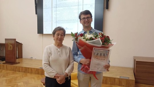Александр Ермошин получил диплом и особый читательский билет