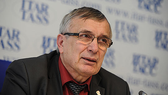 Виктор Гроховский — руководитель Метеоритной экспедиции Уральского федерального университета