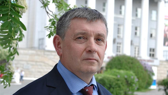Виктор Кокшаров назначен на пост ректора УрФУ 9 апреля 2010 года