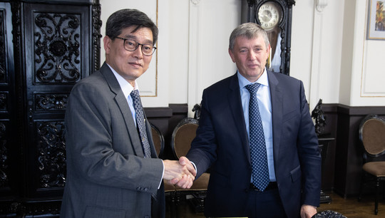 Сасиват Вонгсинсават и Виктор Кокшаров обсудили возможные пути расширения сотрудничества