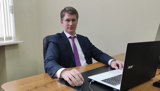 Программой руководит директор по развитию розничного бизнеса СКБ-банка Алексей Луценко
