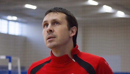 Тренировать сборную вуза по мини-футболу Михаил Кузьмин начал в январе 2016-го