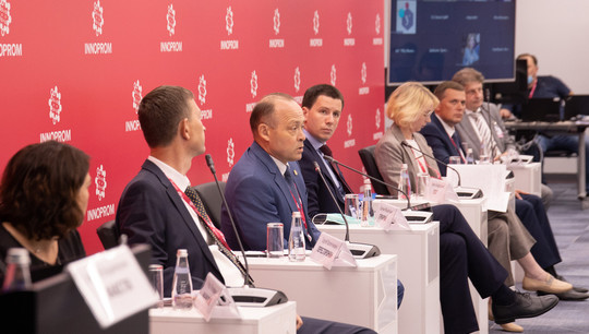 На «Иннопроме-2021» вуз подписал ряд важных соглашений