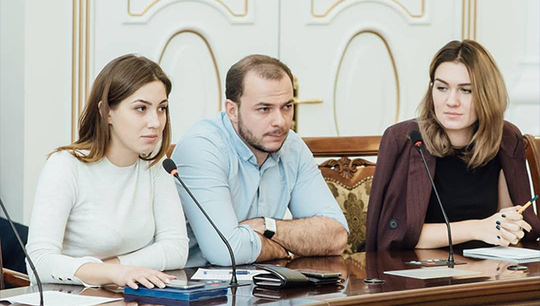 Председатель Союза студентов УрФУ Аслан Кагиев заявил о возможности организации на фестивале специализированных событий с федеральными 