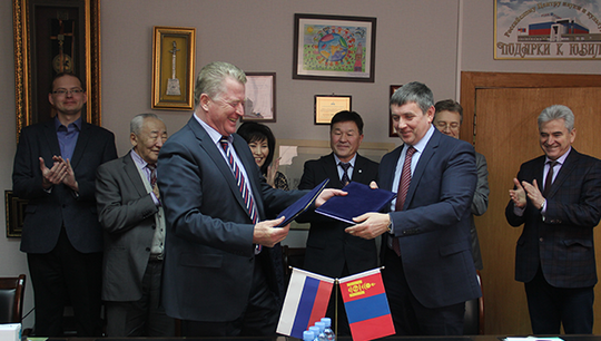 Соглашение между университетом и Россотрудничеством направлено на привлечение монгольских абитуриентов в УрФУ. Фото: Эдуард Никульников