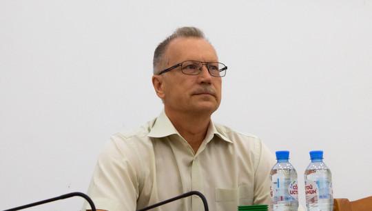Старт конференции дал директор ИЕНиМ Сергей Рогожин