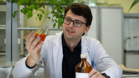 Александр Ермошин с коллегами из Москвы изучает генетику растений