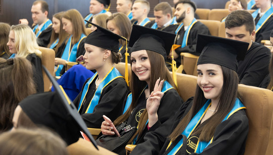 77 % выпускников УрФУ остаются работать в Екатеринбурге