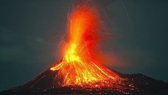Вулканическая активность может быть вызвана внешними шумами, считают ученые УрФУ
